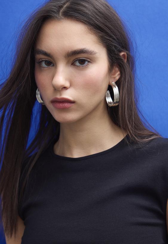 maglietta basic aderente arricciata