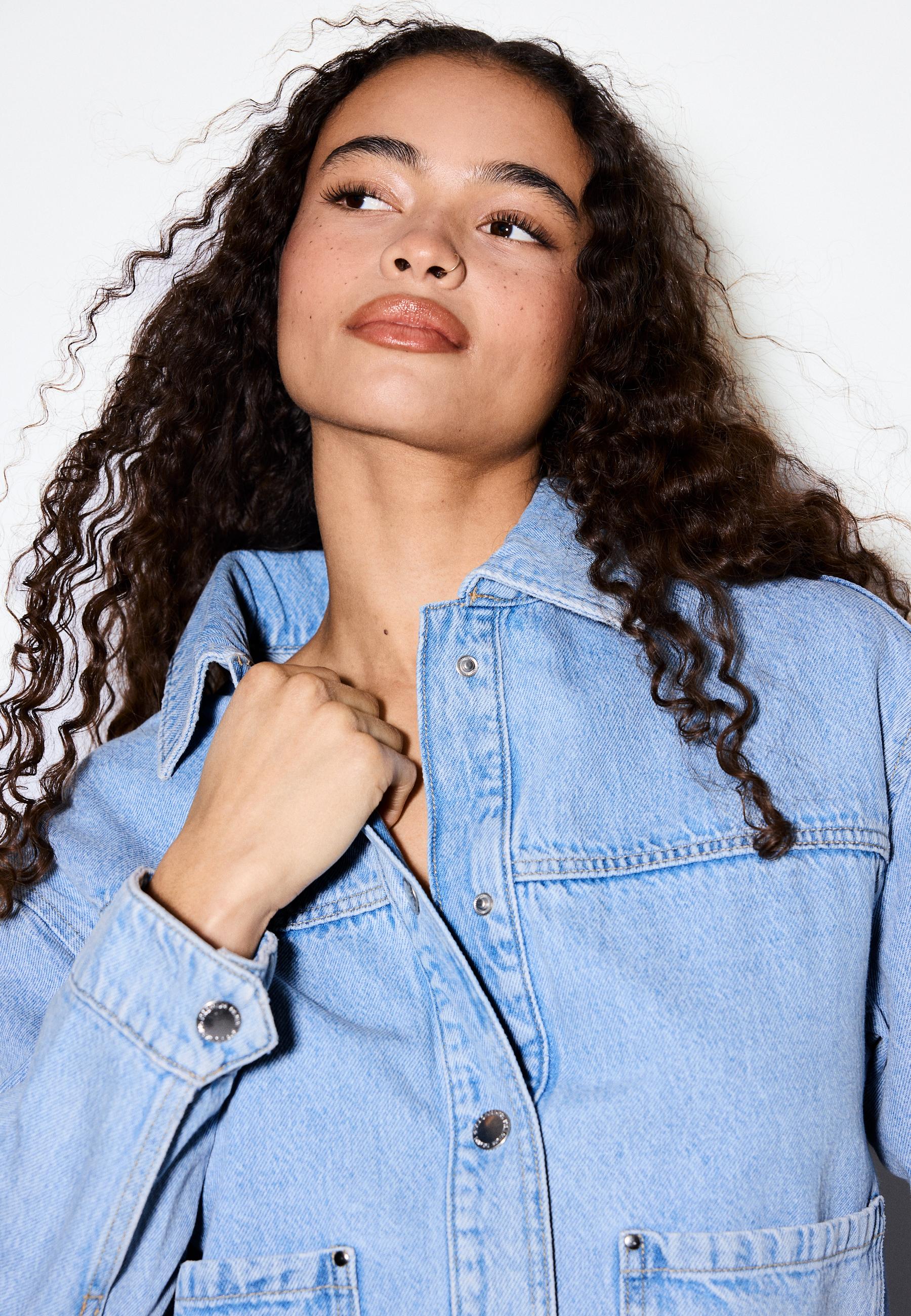 Denim jacket with pockets — LIGHT BLEACH