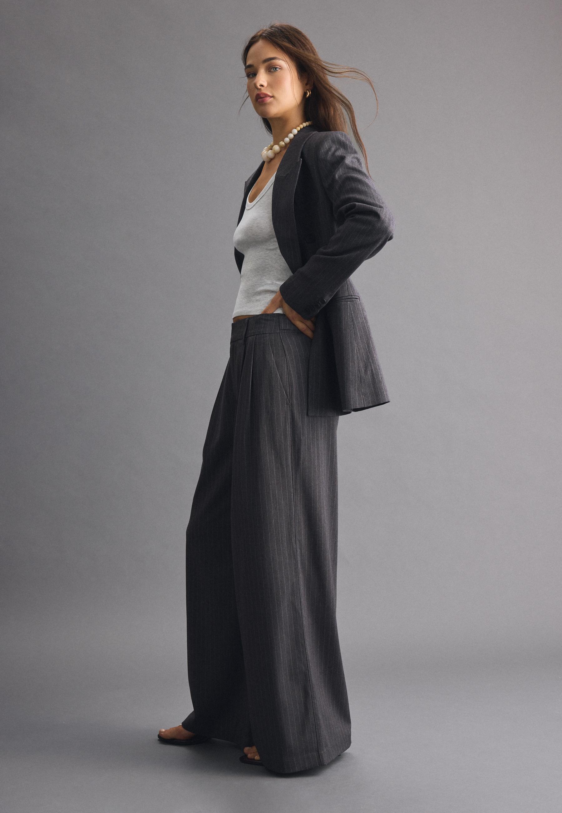 Striped wide-leg trousers — Grey