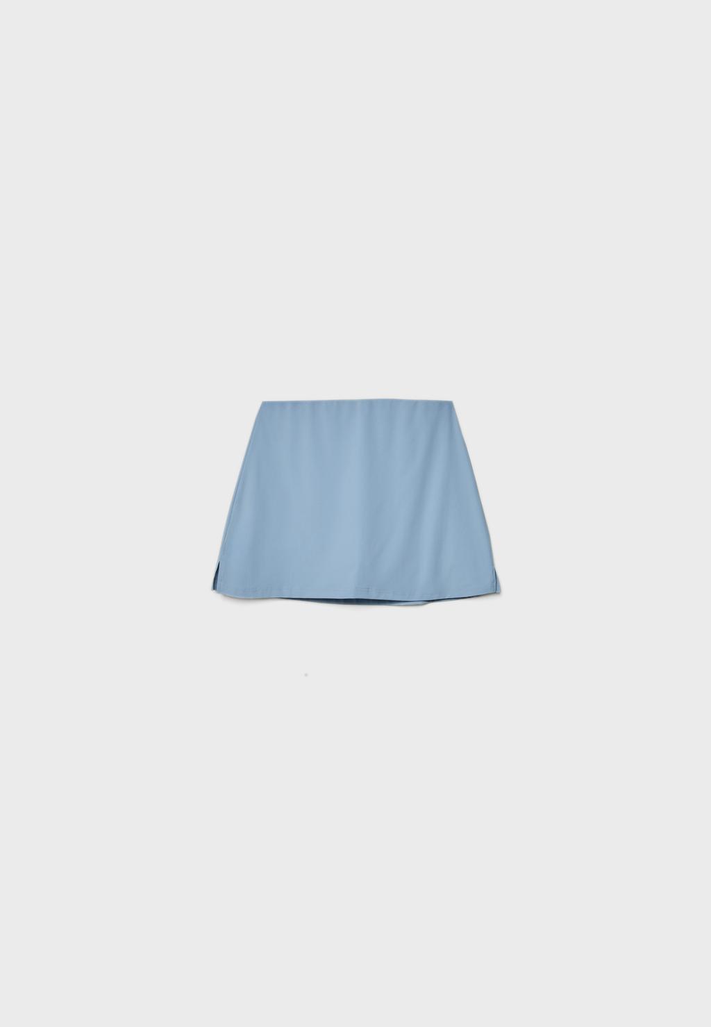Short skort