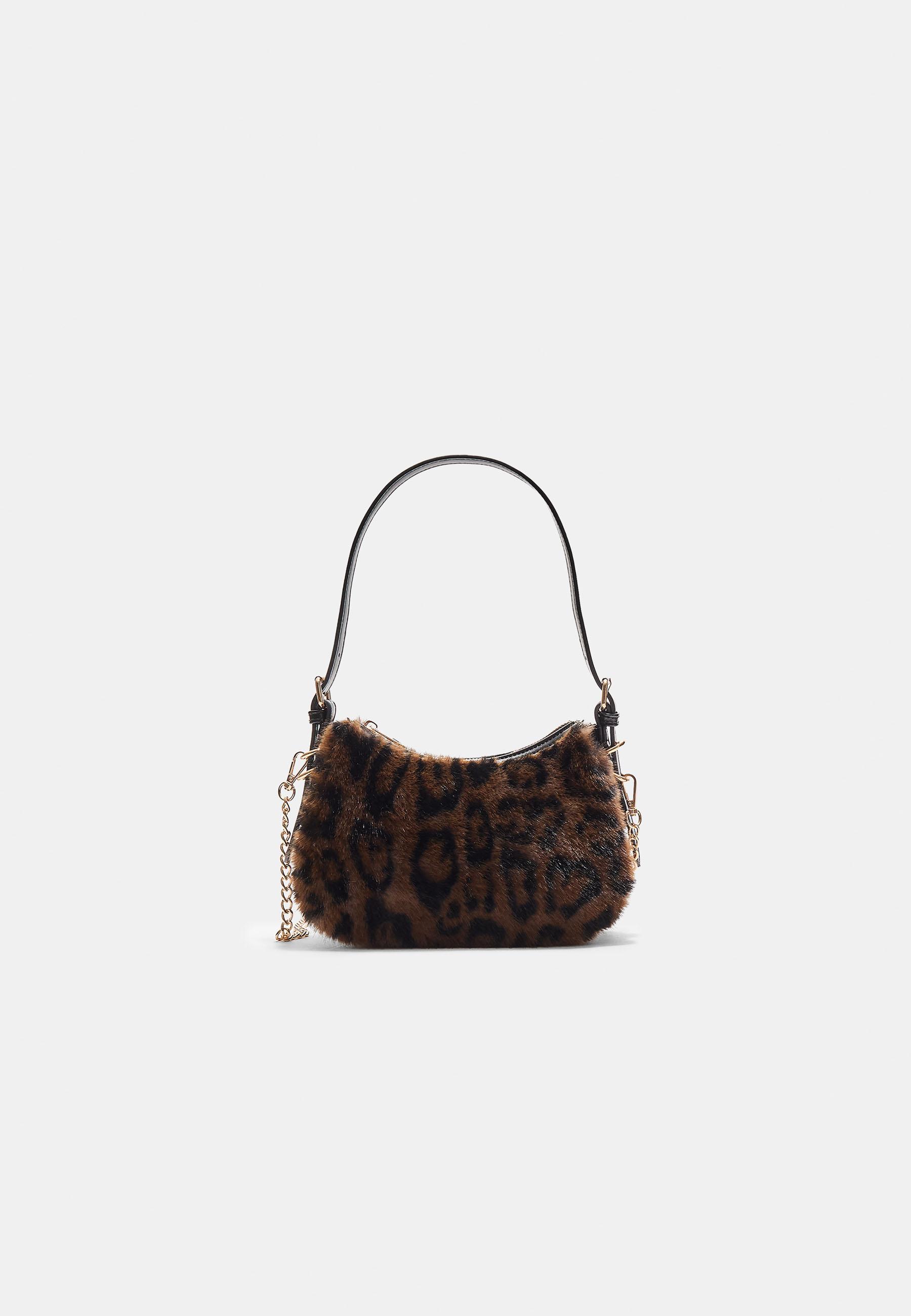 Faux fur moon shoulder bag with chain Women's fashion