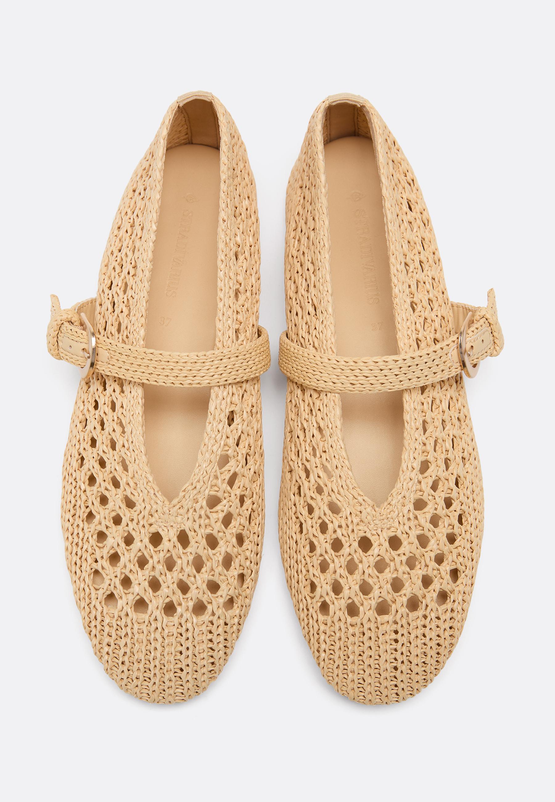 Openwork strap ballet flats — BEIGE