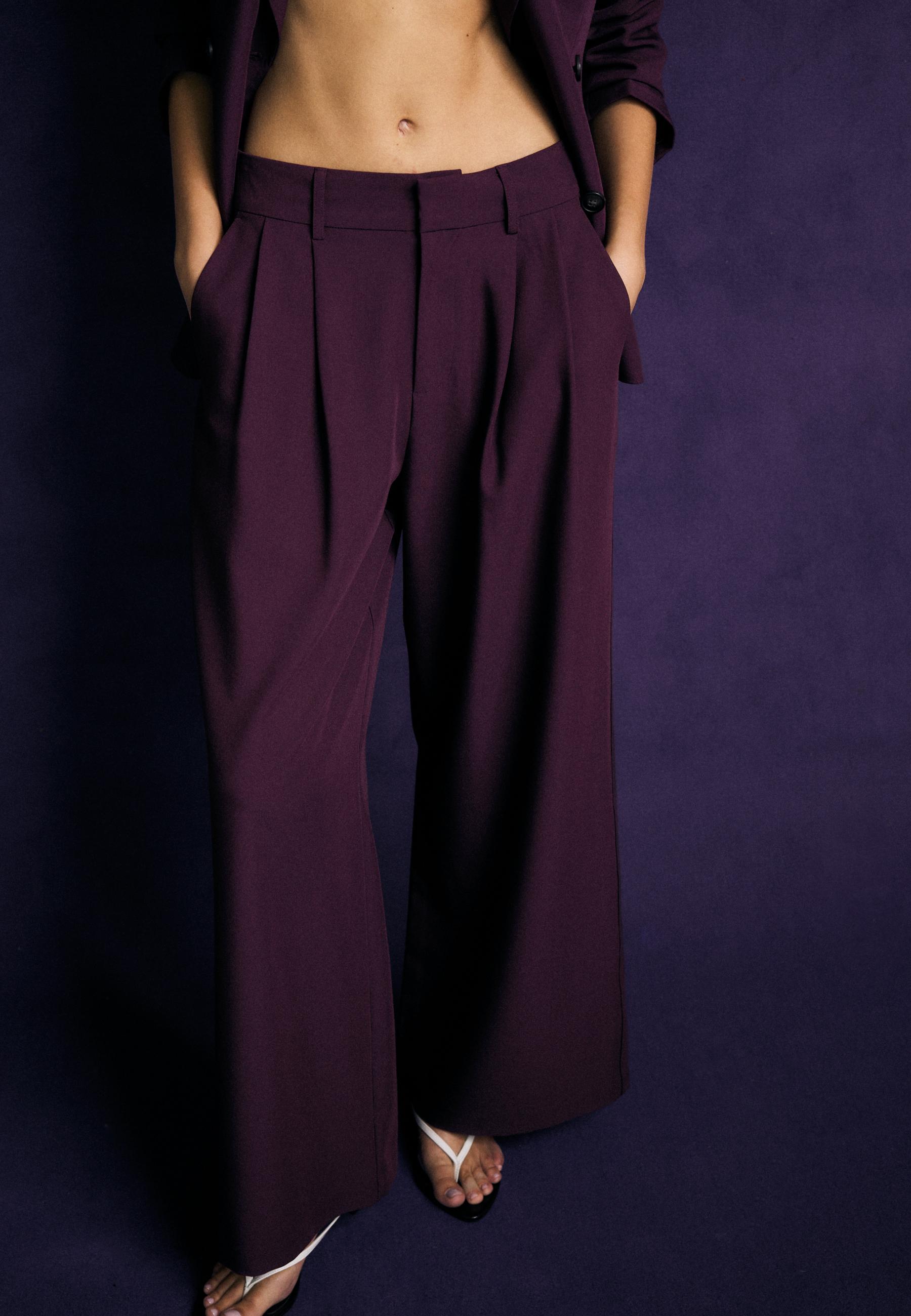 Stradivarius Αμπιγιέ Παντελόνι Wide Leg Με Ρυθμιζόμενα Κουμπιά Μωβ 38