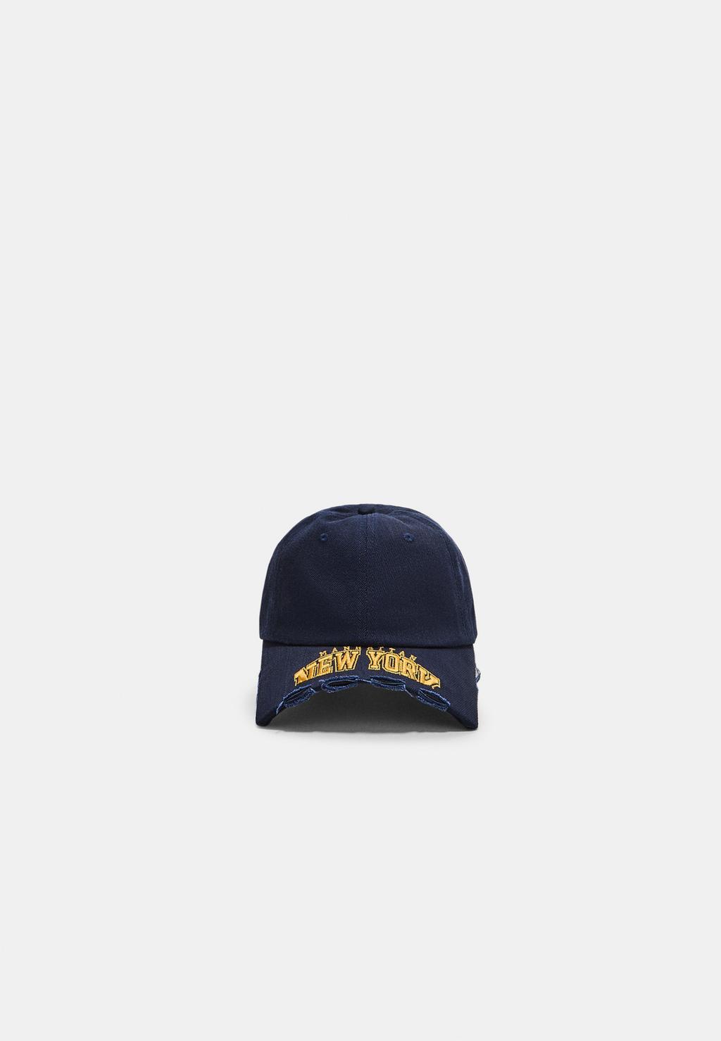 Gorra detalle bordado