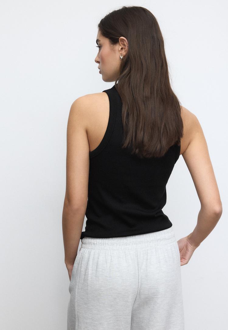 maglietta basic aderente arricciata