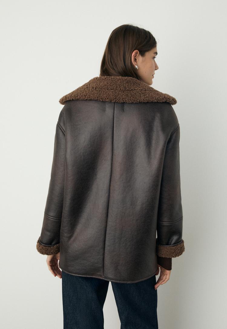 casaco oversize de dupla face com botoes