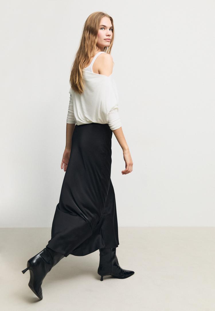 falda midi zijdeachtig