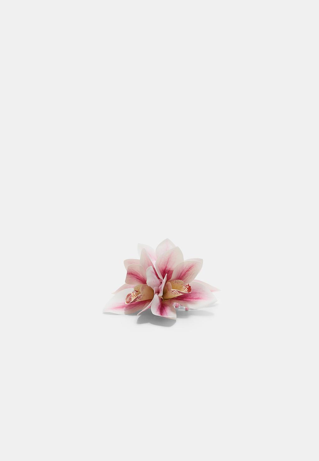Fabric maxi flower hair clip