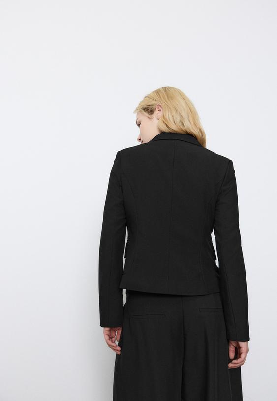 Stradivarius Short Blazer Black M