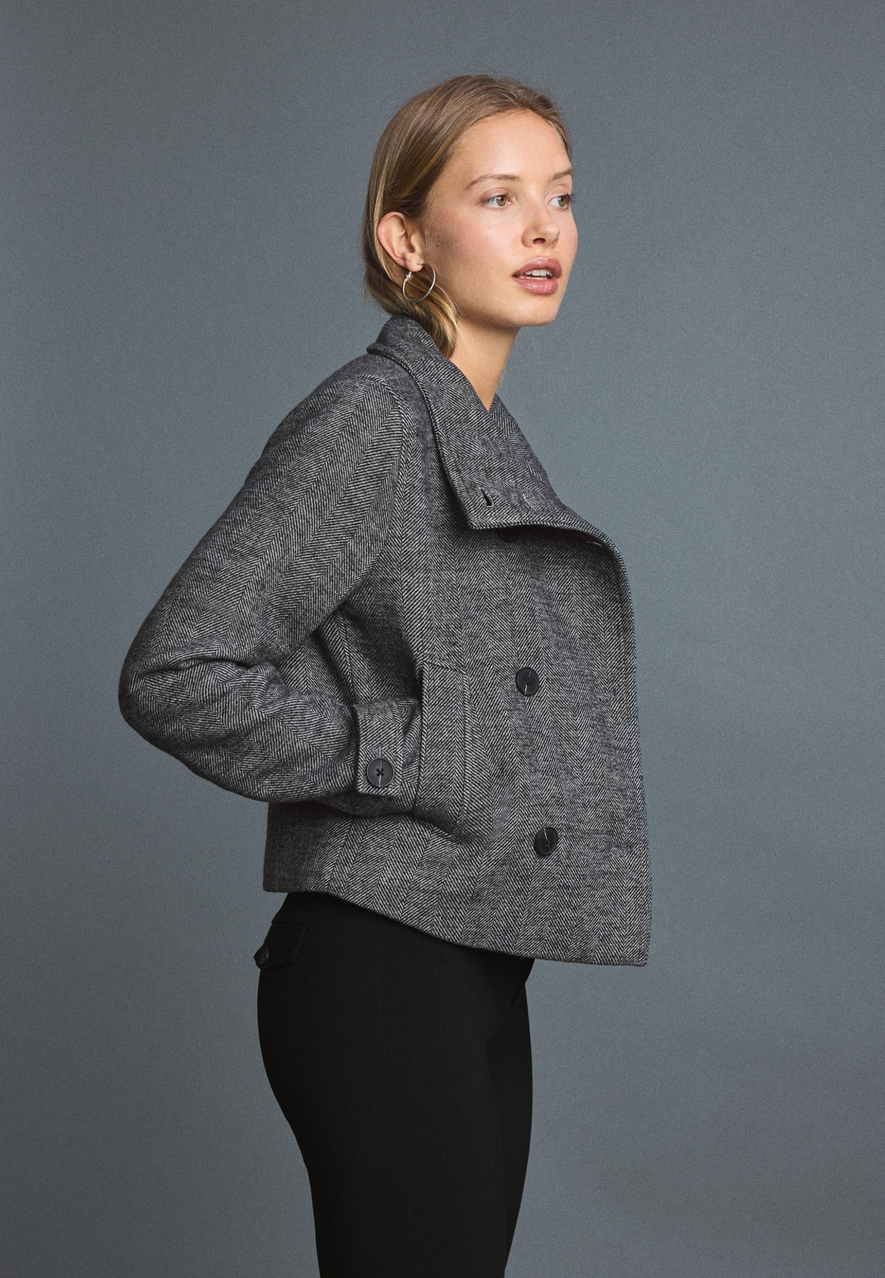 Stradivarius Dik yakalı kaşe ceket görsel 8