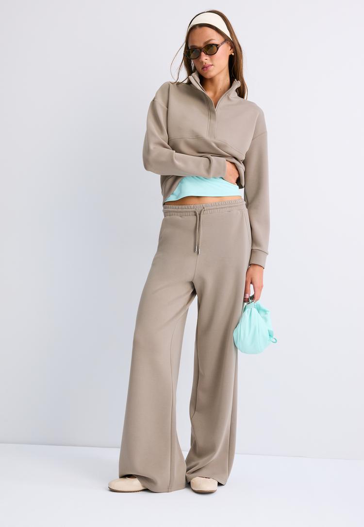 Stradivarius – Mjuk Palazzobyxa I Jogger-Modell