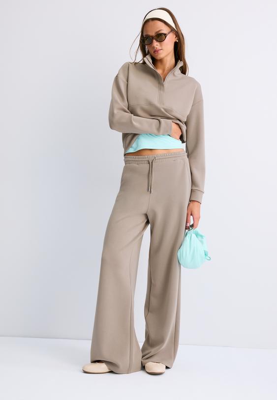 Stradivarius Soft-Touch Palazzo Joggers Beige M