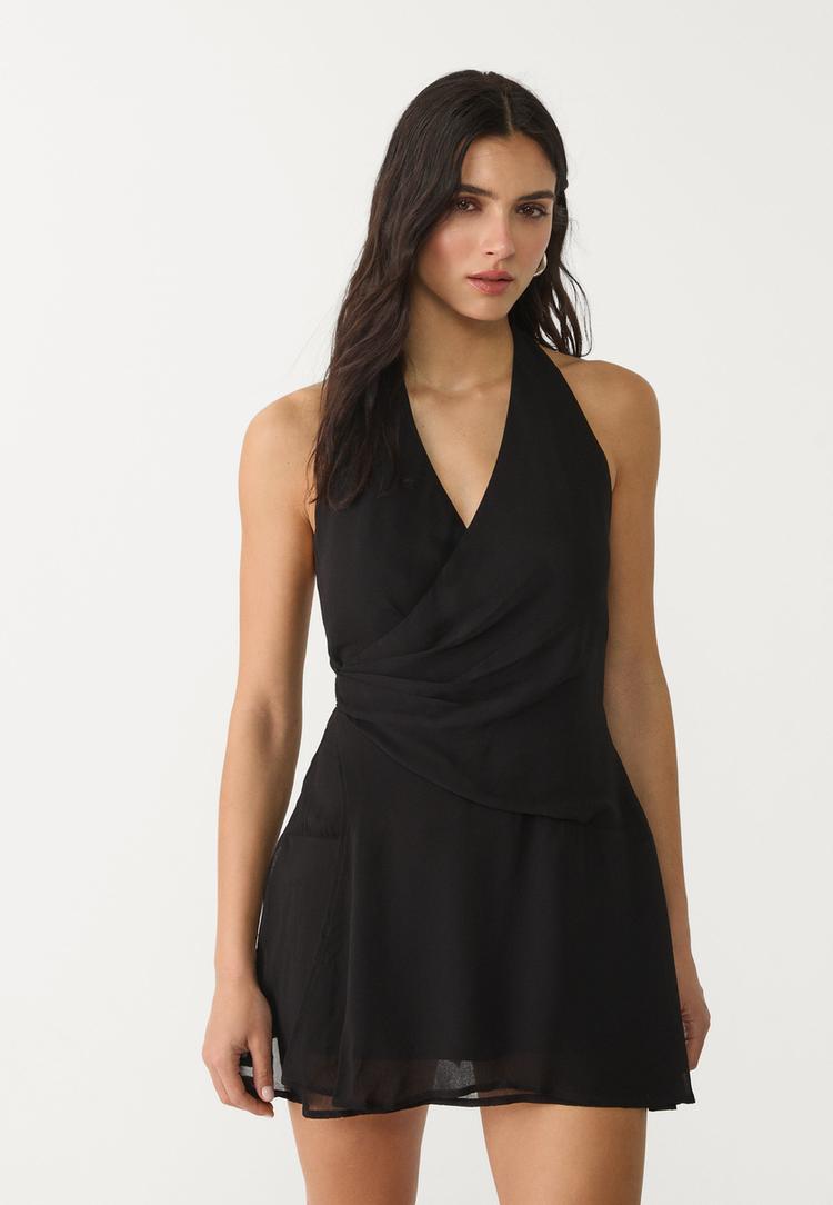 vestido fluido corto halter