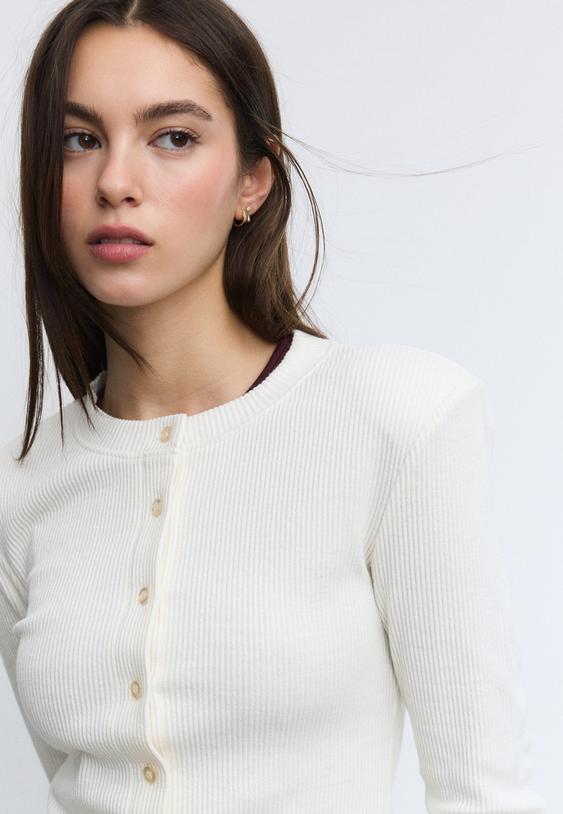Stradivarius Knit Cardigan With Padded Shoulders Vanilla M