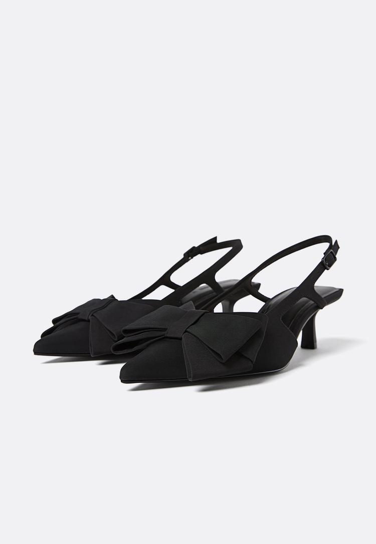 sapatos de tacao kitten com laco