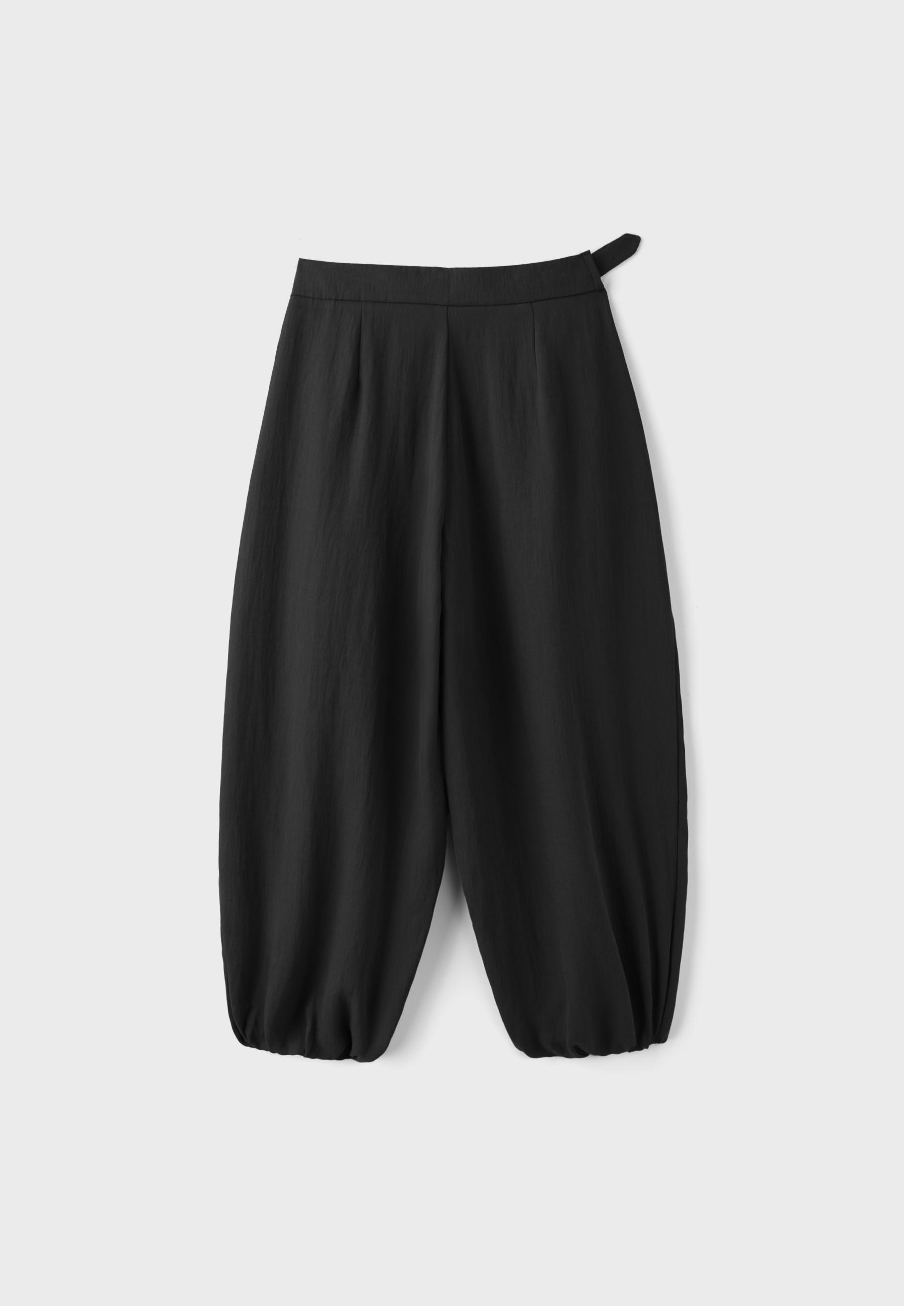 Sarouel trousers with buckle — Black