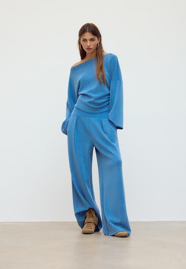 Soft-touch wide-leg pleated trousers — Electric blue 2