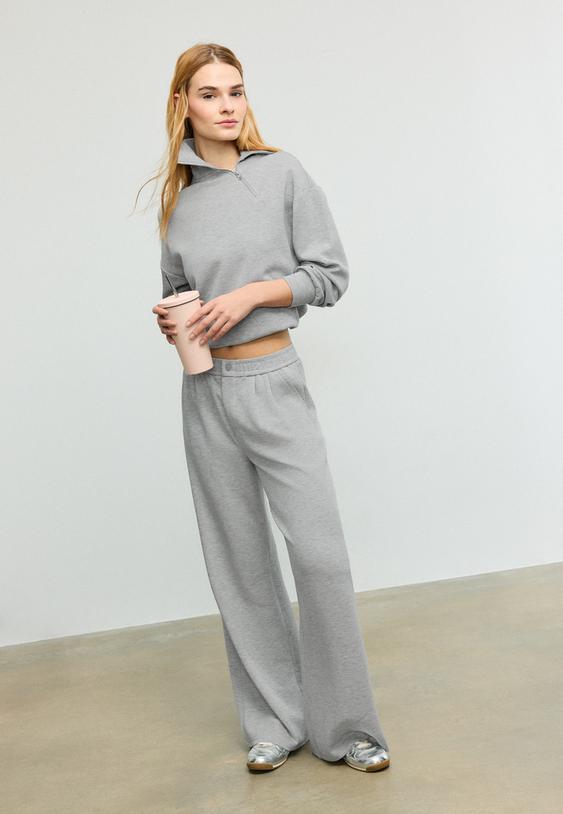 felpa con cerniera laterale effetto morbido