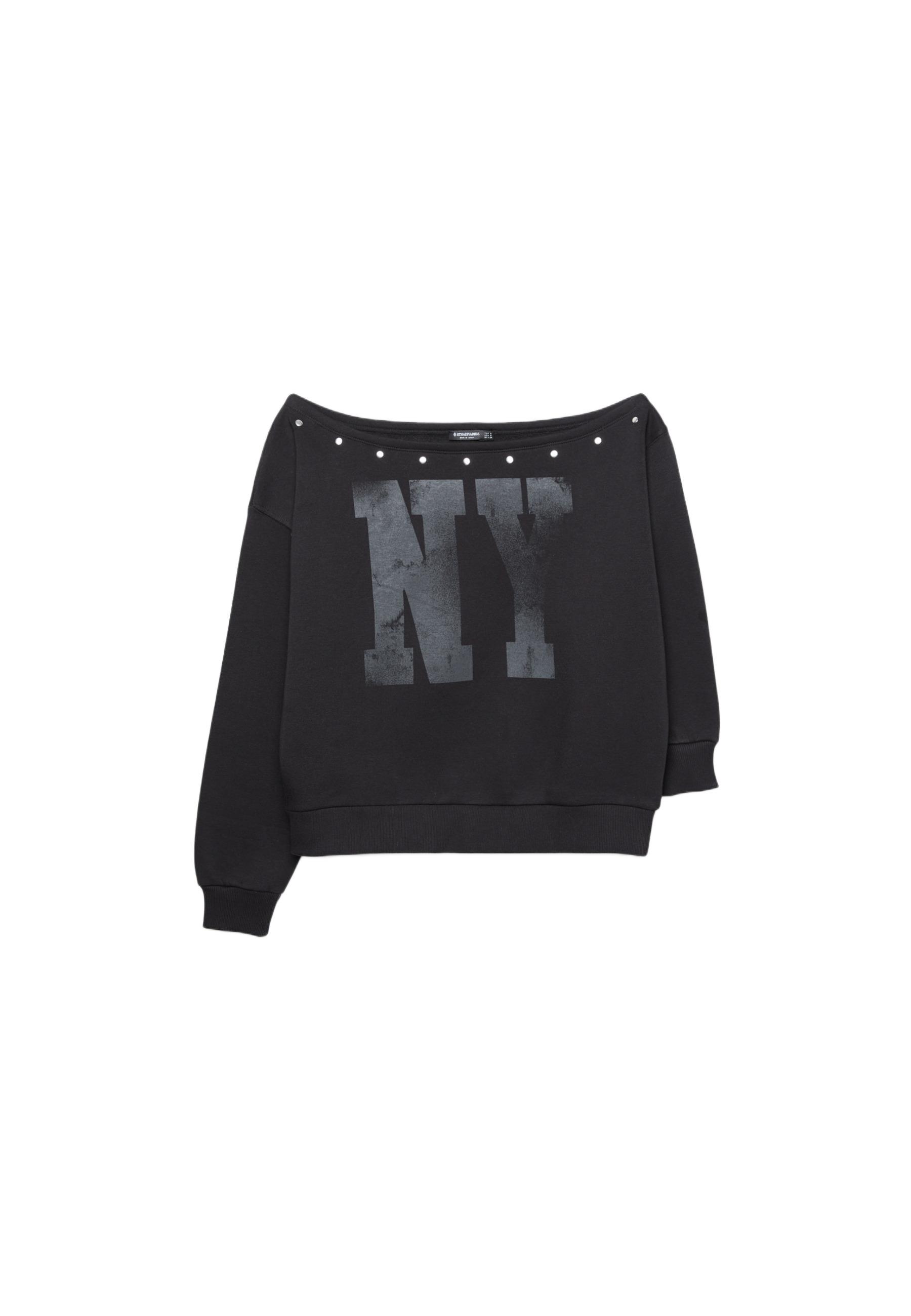 Studded sweatshirt — Black