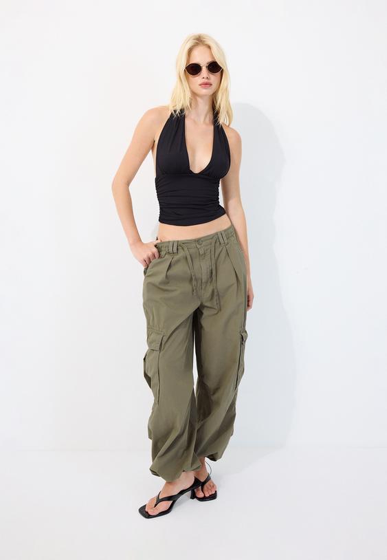 halter yaka buzgulu baglamalı top