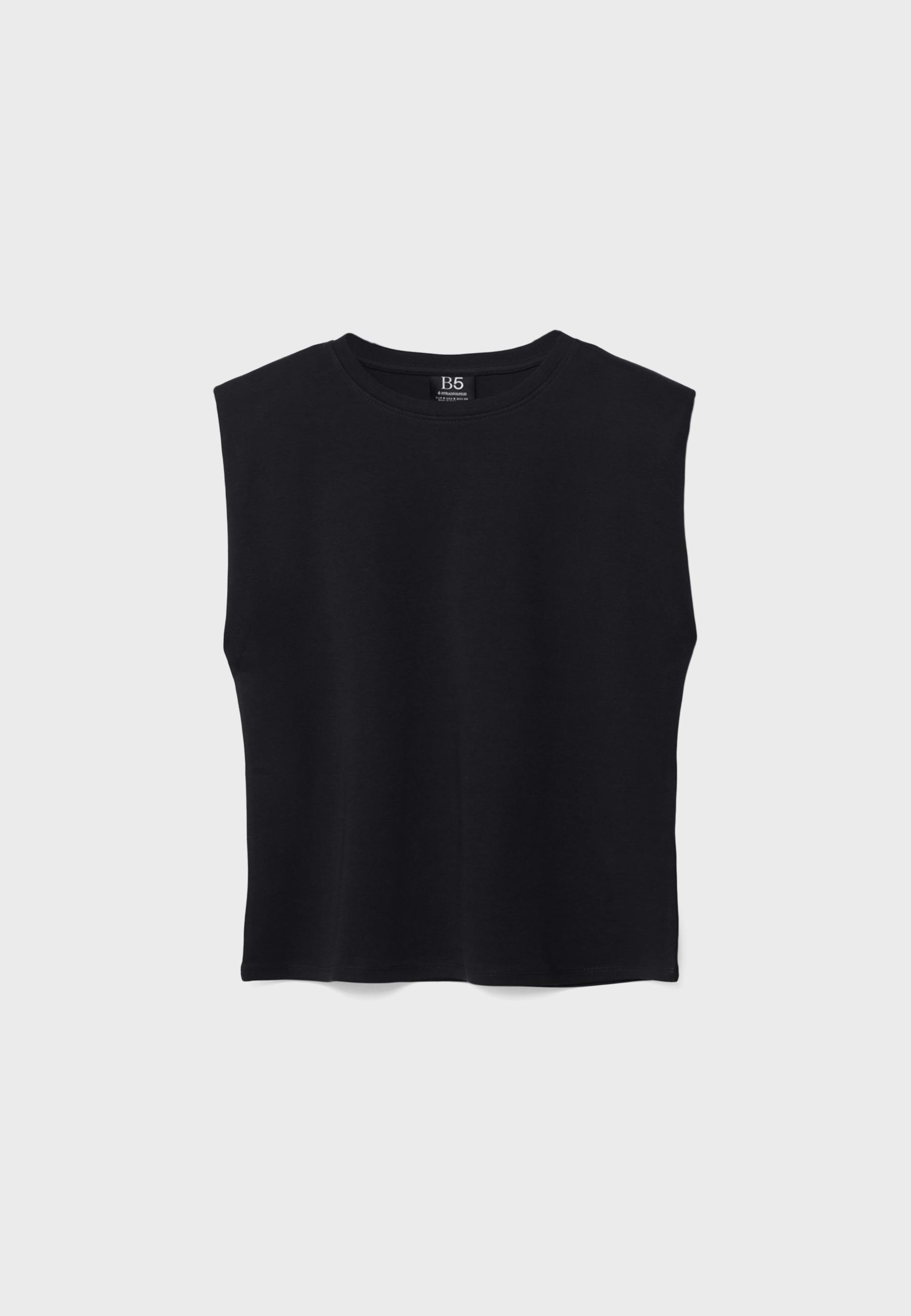 B05 Padded shoulder basic T-shirt — Black