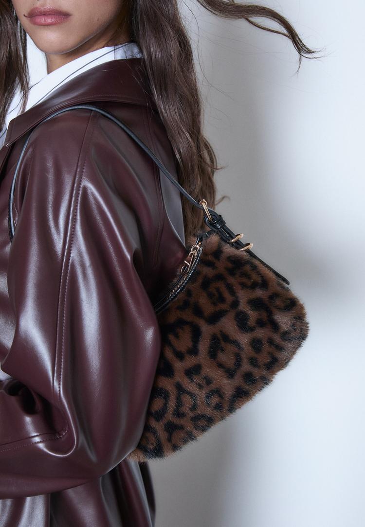 faux fur moon shoulder bag with chain
