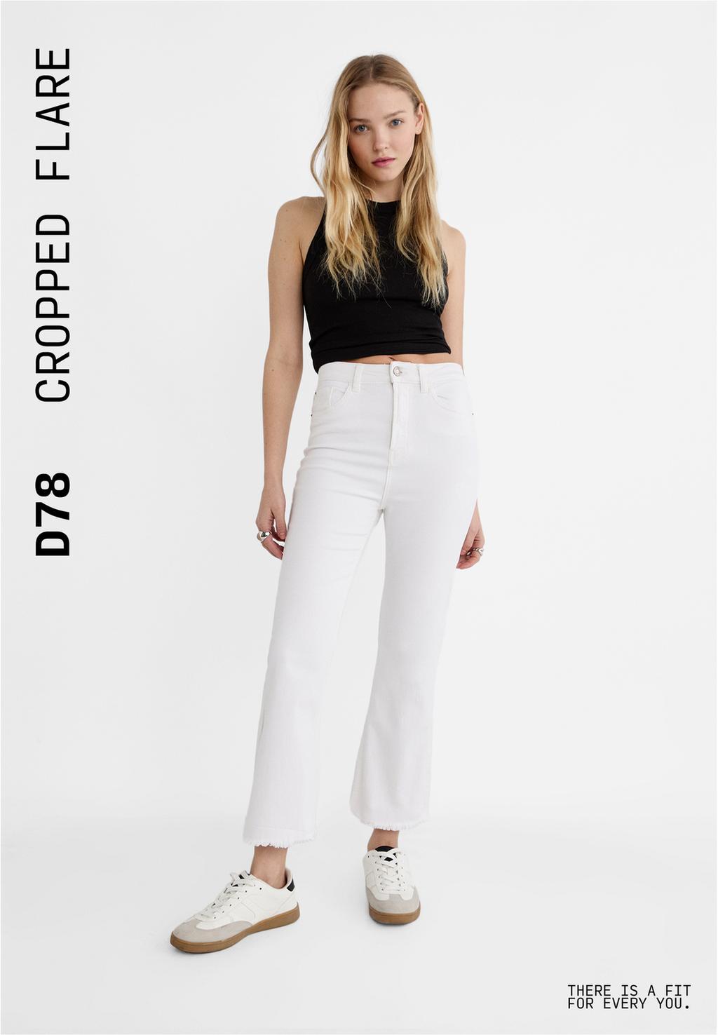 D78 cropped flared jeans