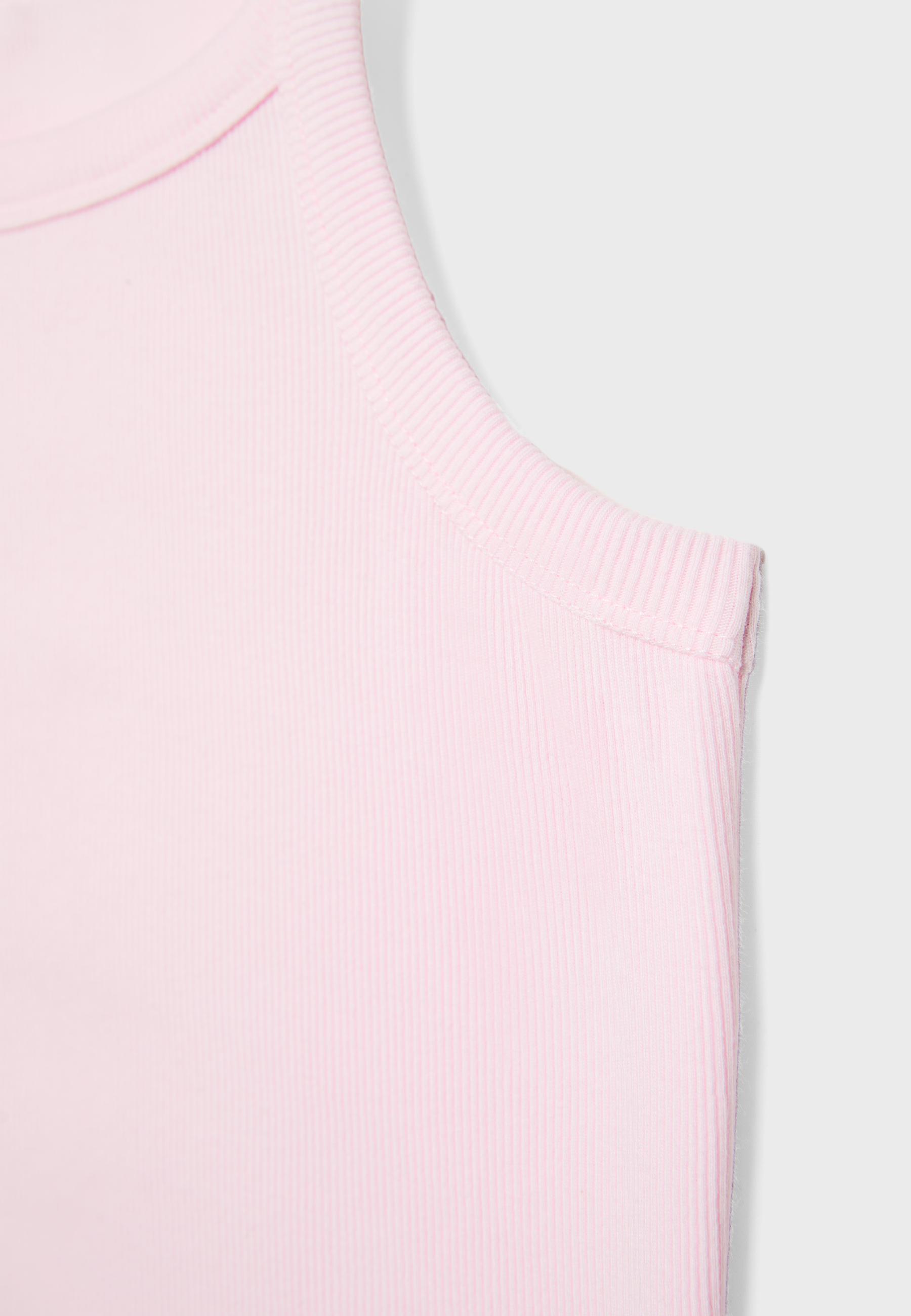 Racerback T-shirt — Pastel pink