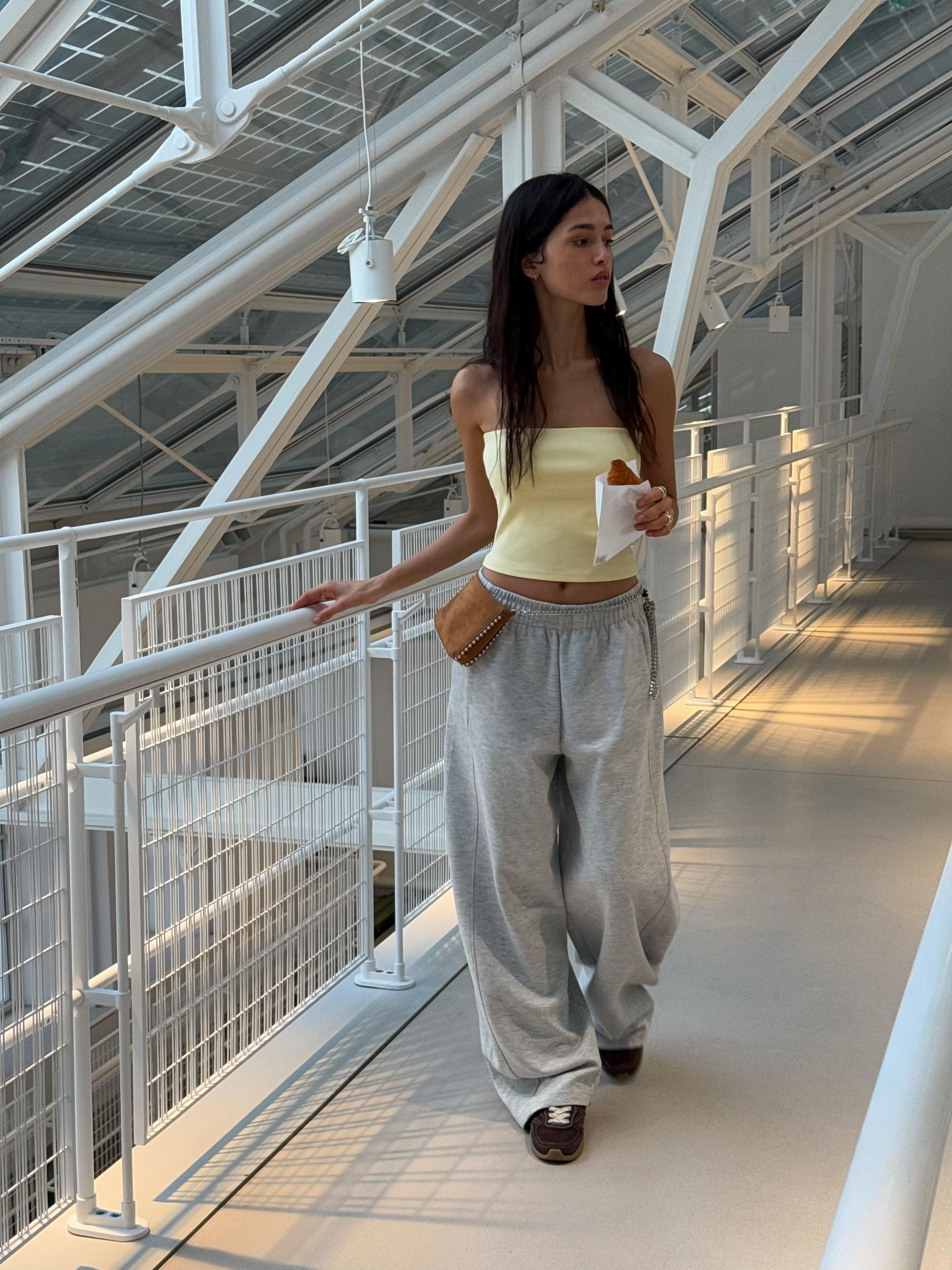 Barrel jogger trousers — Grey melange
