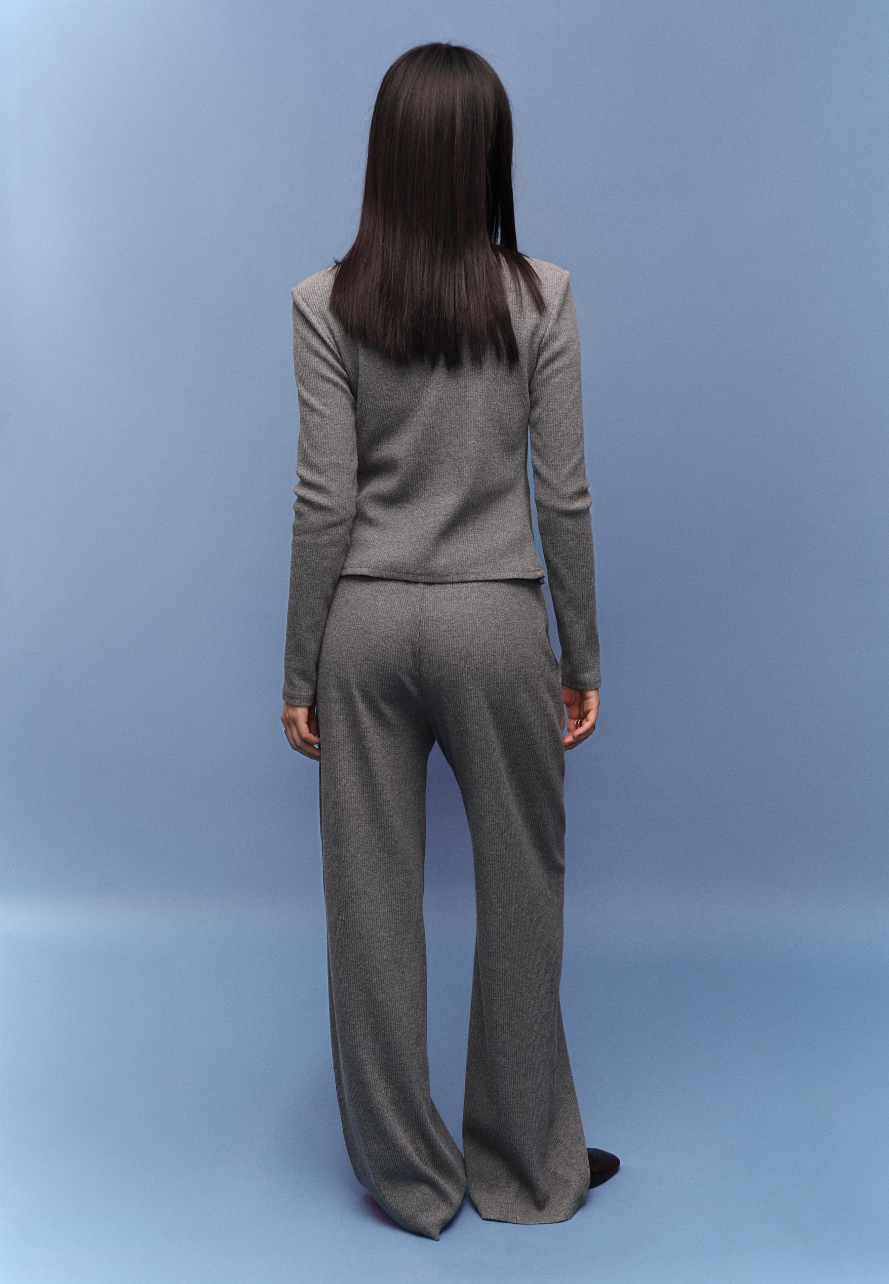 Long knit trousers — Dark grey