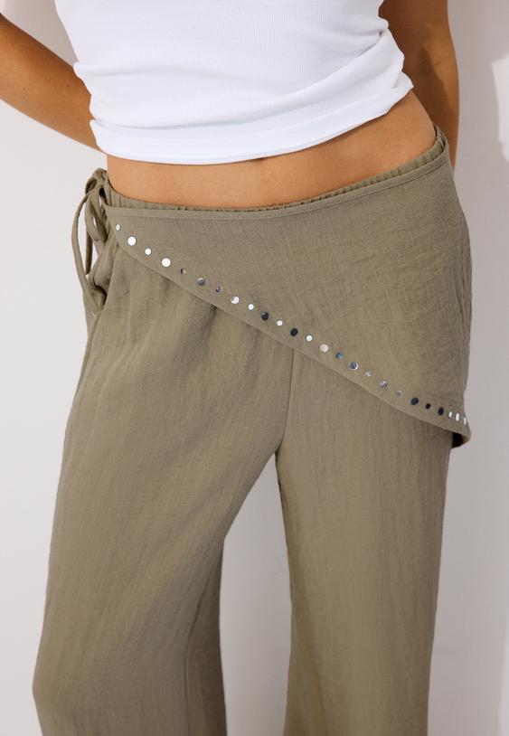 flowing scarf trousers