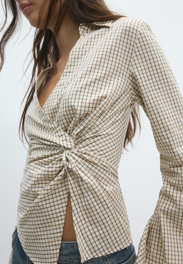Fitted knot shirt — Vanilla 3