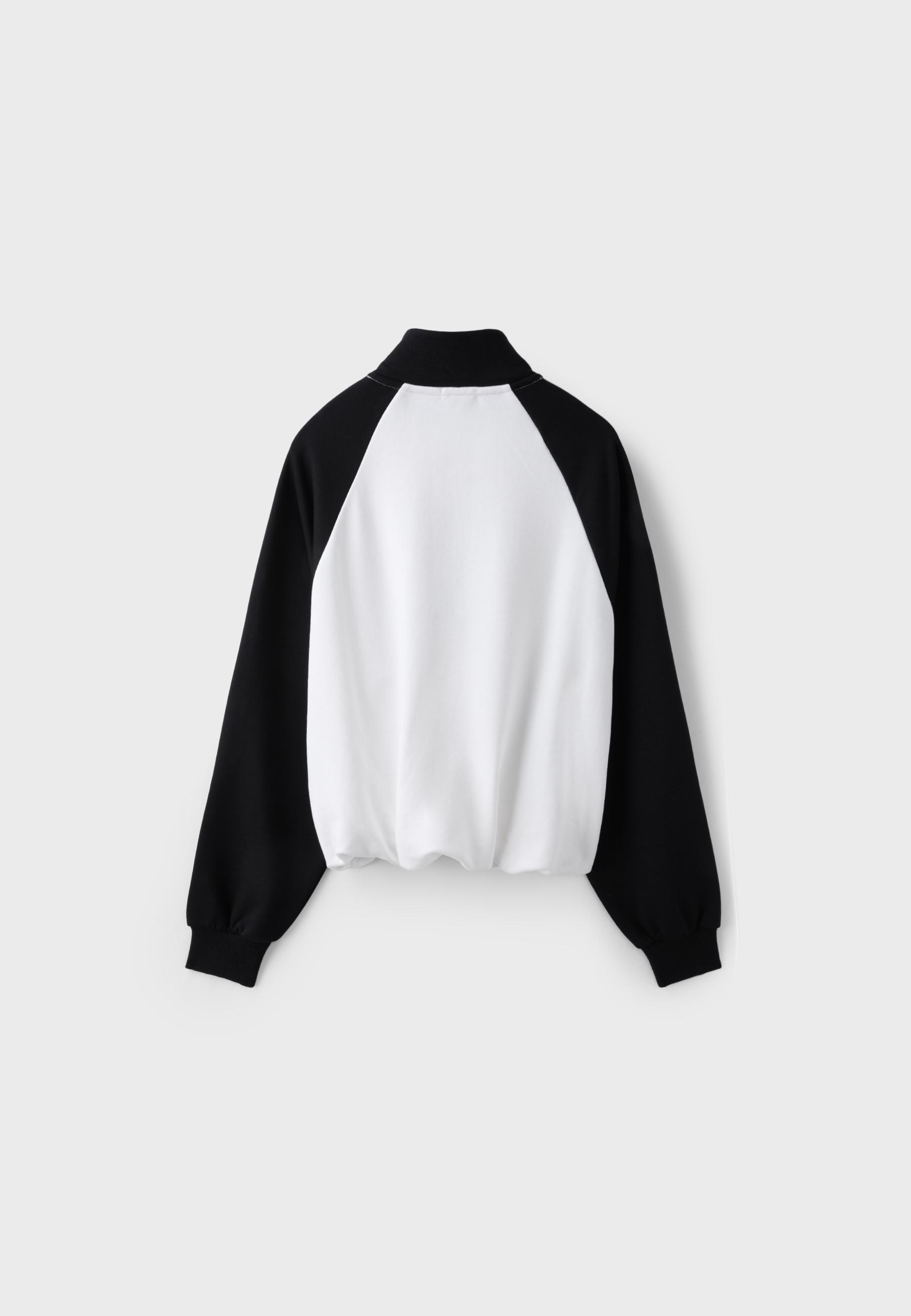 Raglan Sleeve Sweatshirt — Black
