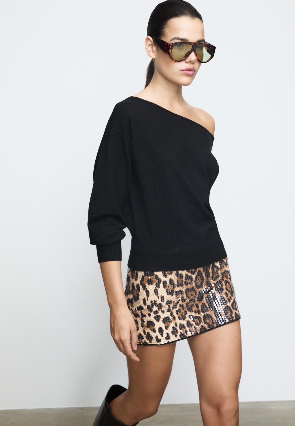 Sequinned leopard print mini skort