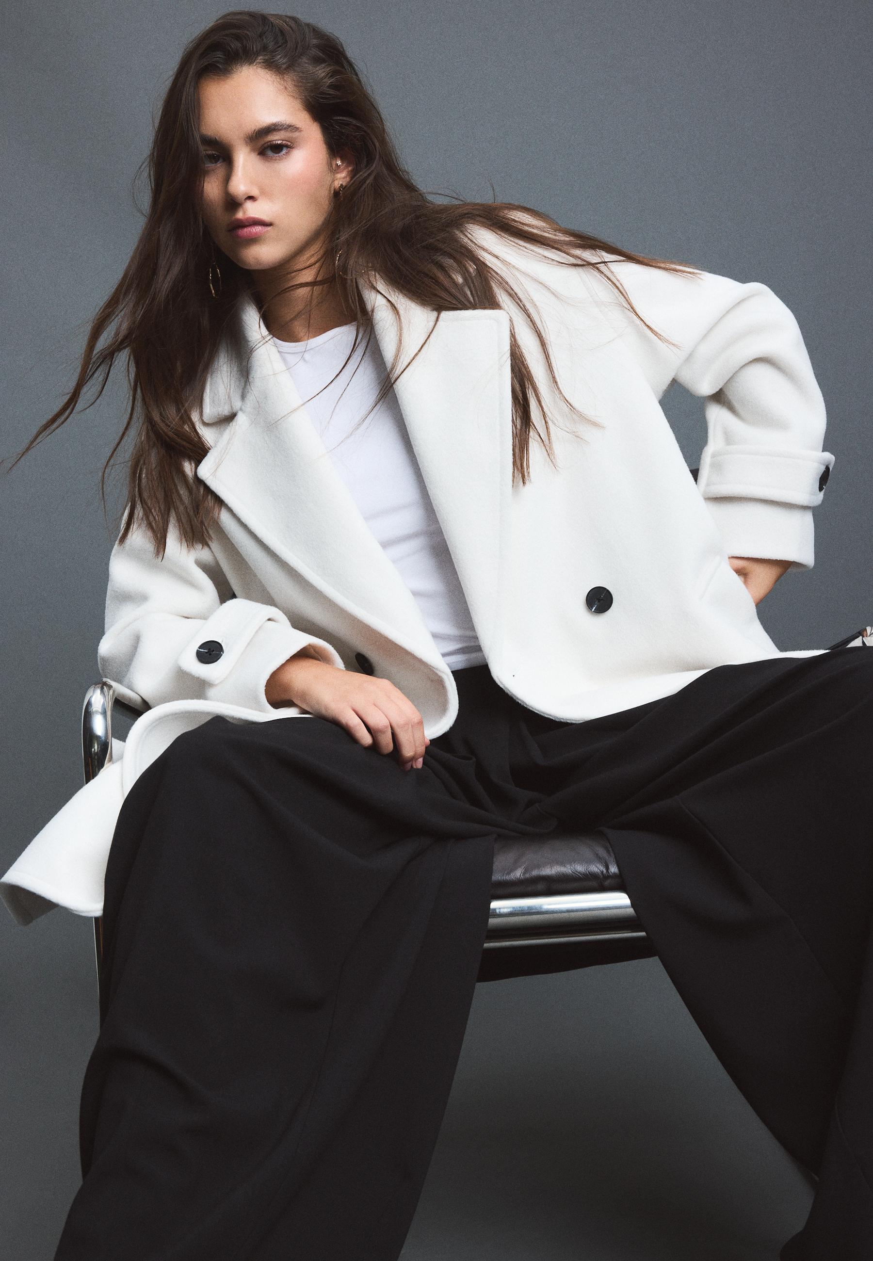 Long oversize soft-touch coat - Women's fashion | Stradivarius Canada