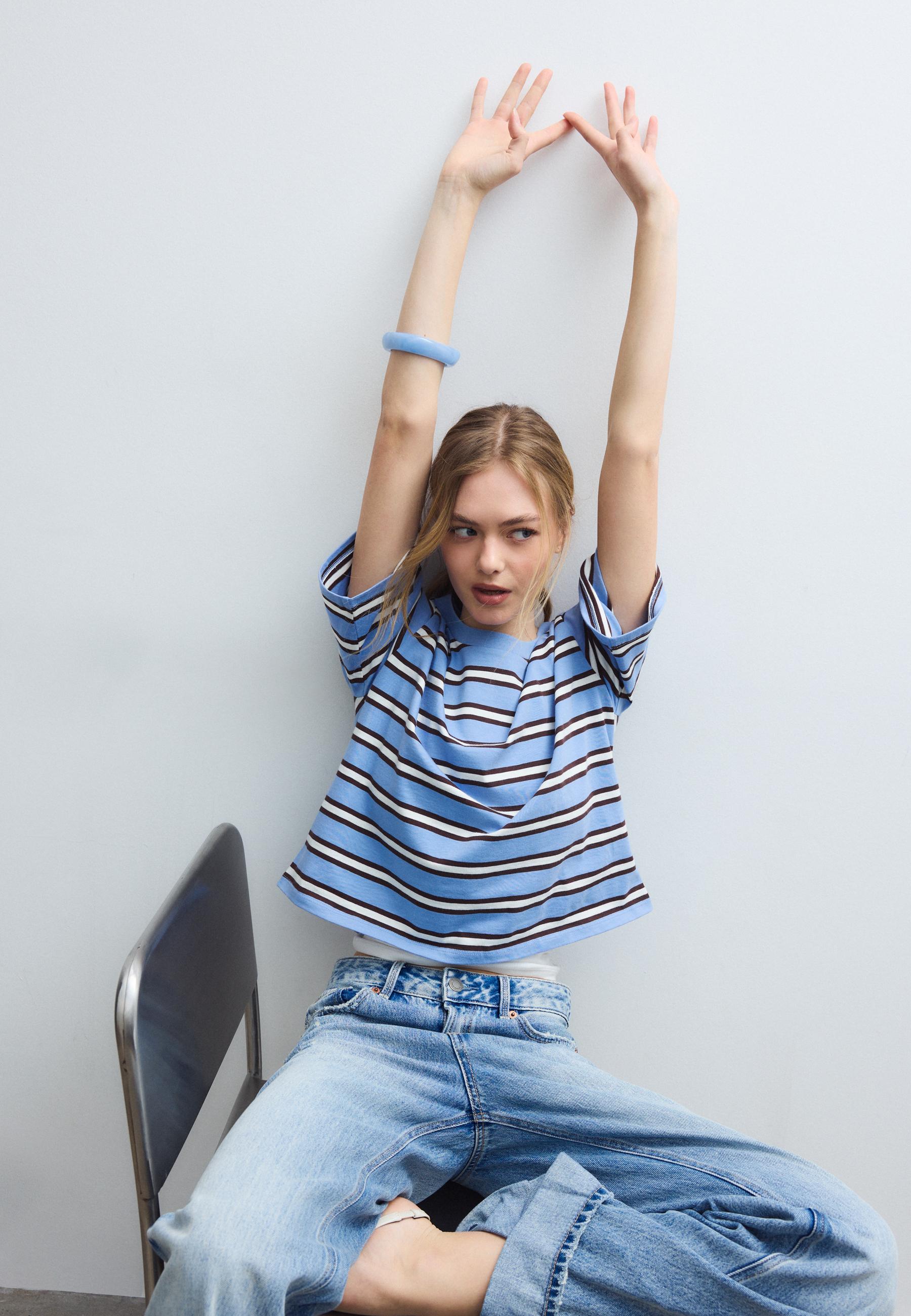 Striped short sleeve T-shirt — Royal blue