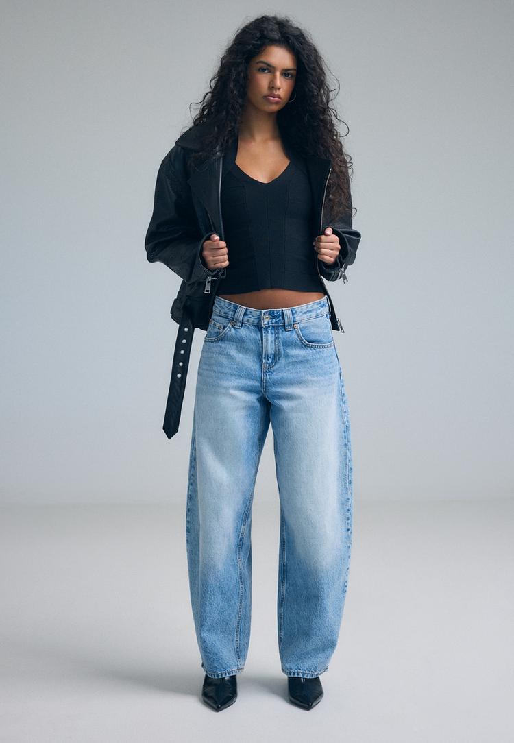 Stradivarius D80 Blugi Barrel Fit Efect Prespălat Denim Albastru Mediu 44