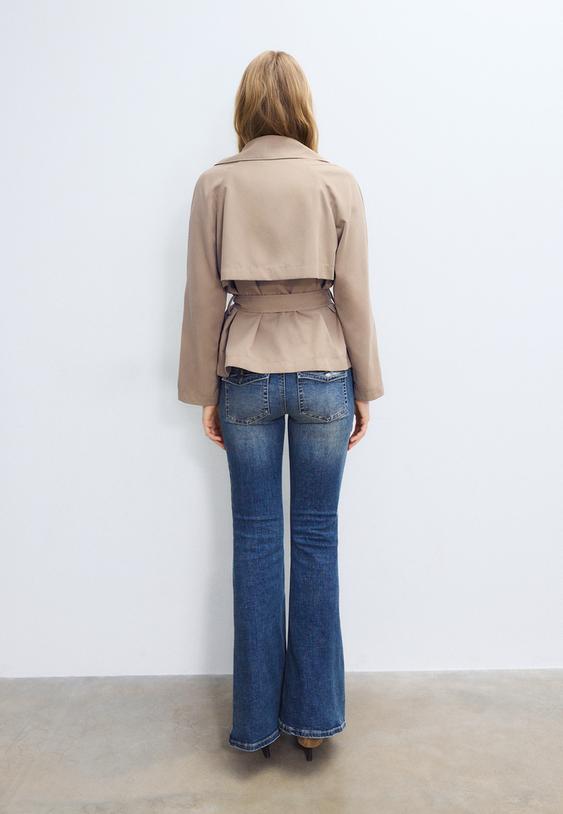 kemerli ksa akc trenckot