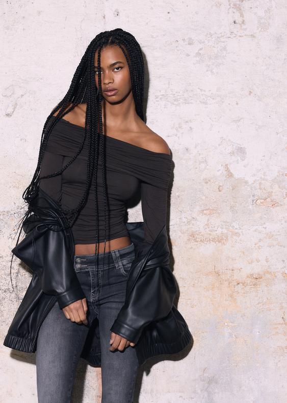 Stradivarius Low-Rise Bootcut Jeans With Studs Black Denim Washed Effect 14