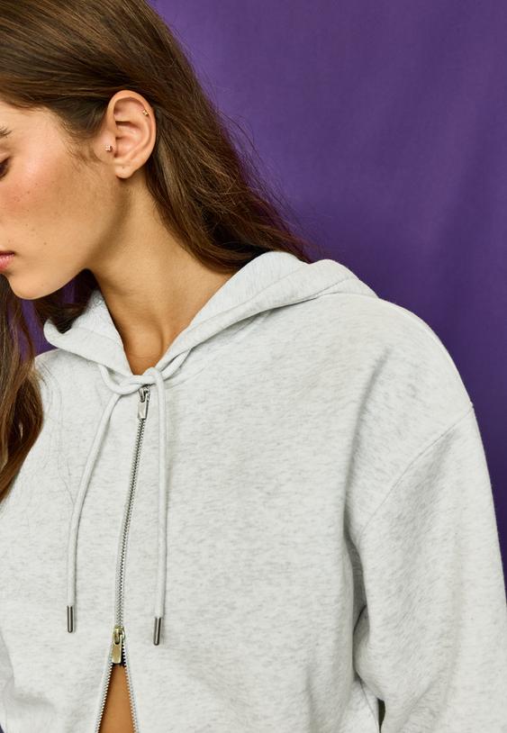 sweat zippe a capuche