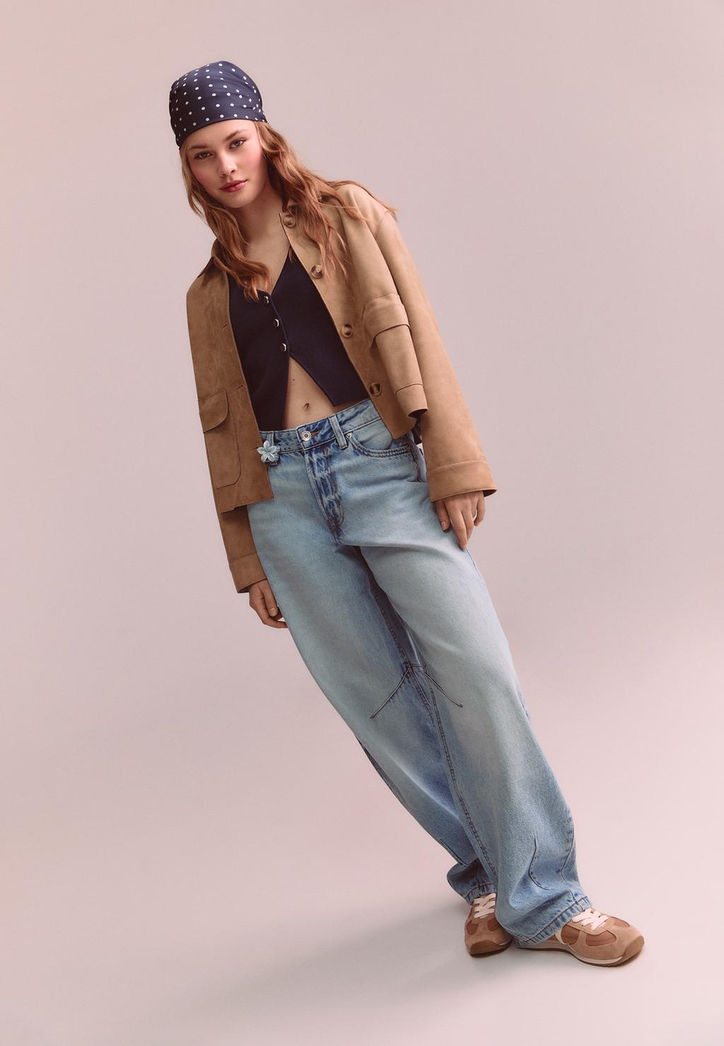 D82 Balloon fit barrel jeans