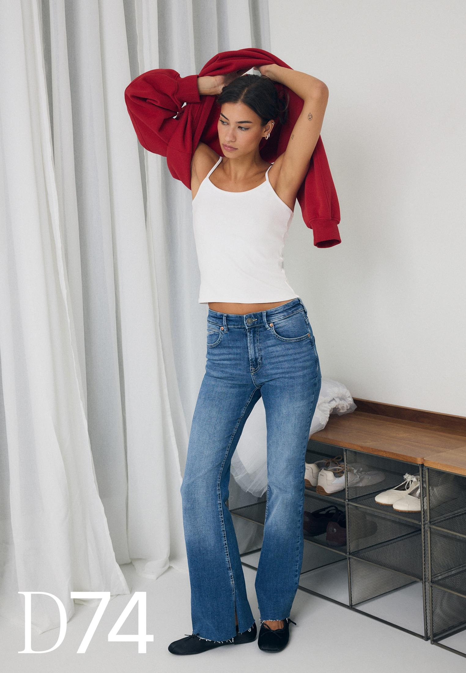 D74 Bell bottom jeans with split — MEDIUM LIGHT BLUE DENIM