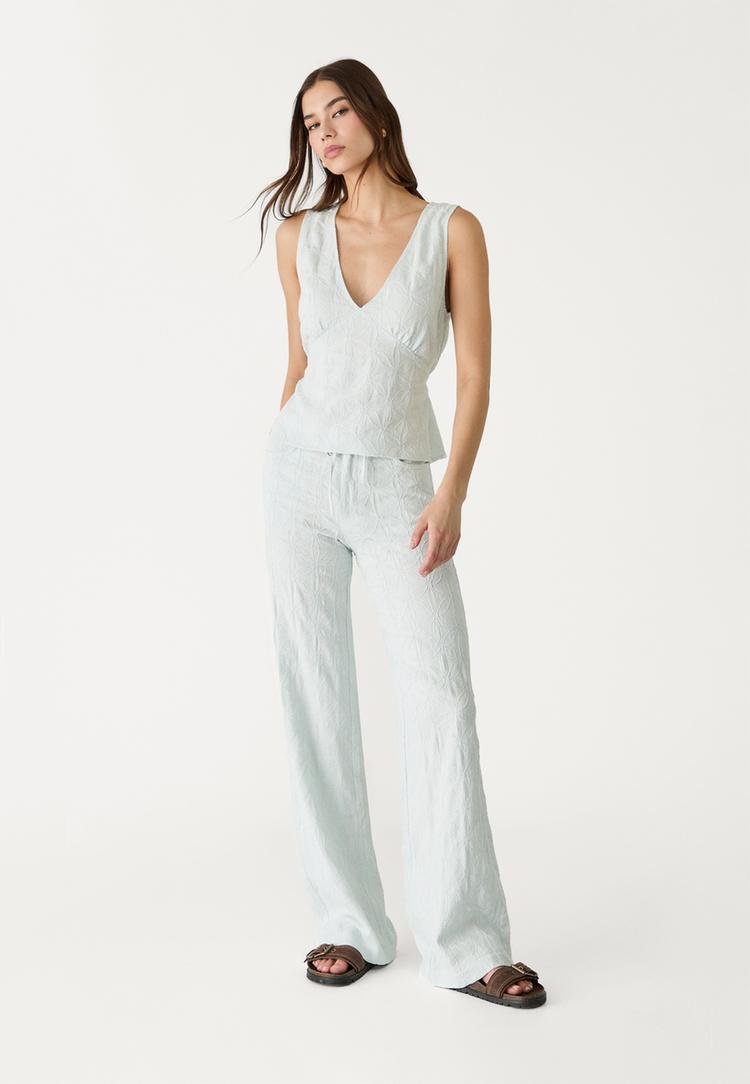 pantalon straight bordados con lino