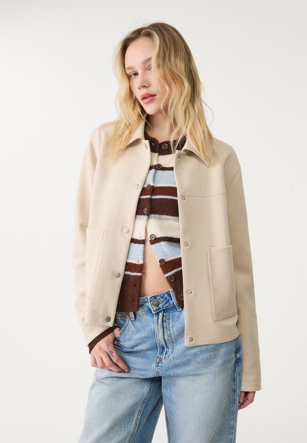 Cazadora efecto ante