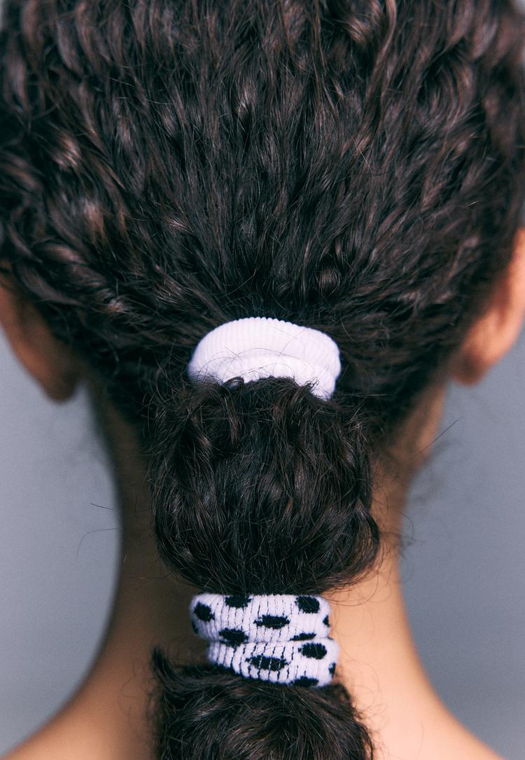 Stradivarius Σετ 5 Λαστιχάκια Για Γούνα Μαύρο Os φωτογραφία