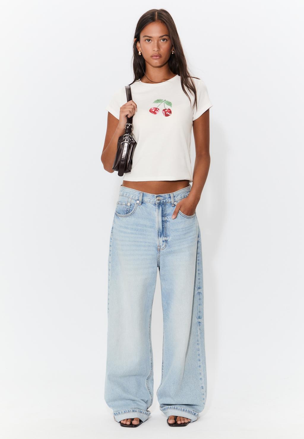 T-shirt met print en nauwsluitende pasvorm