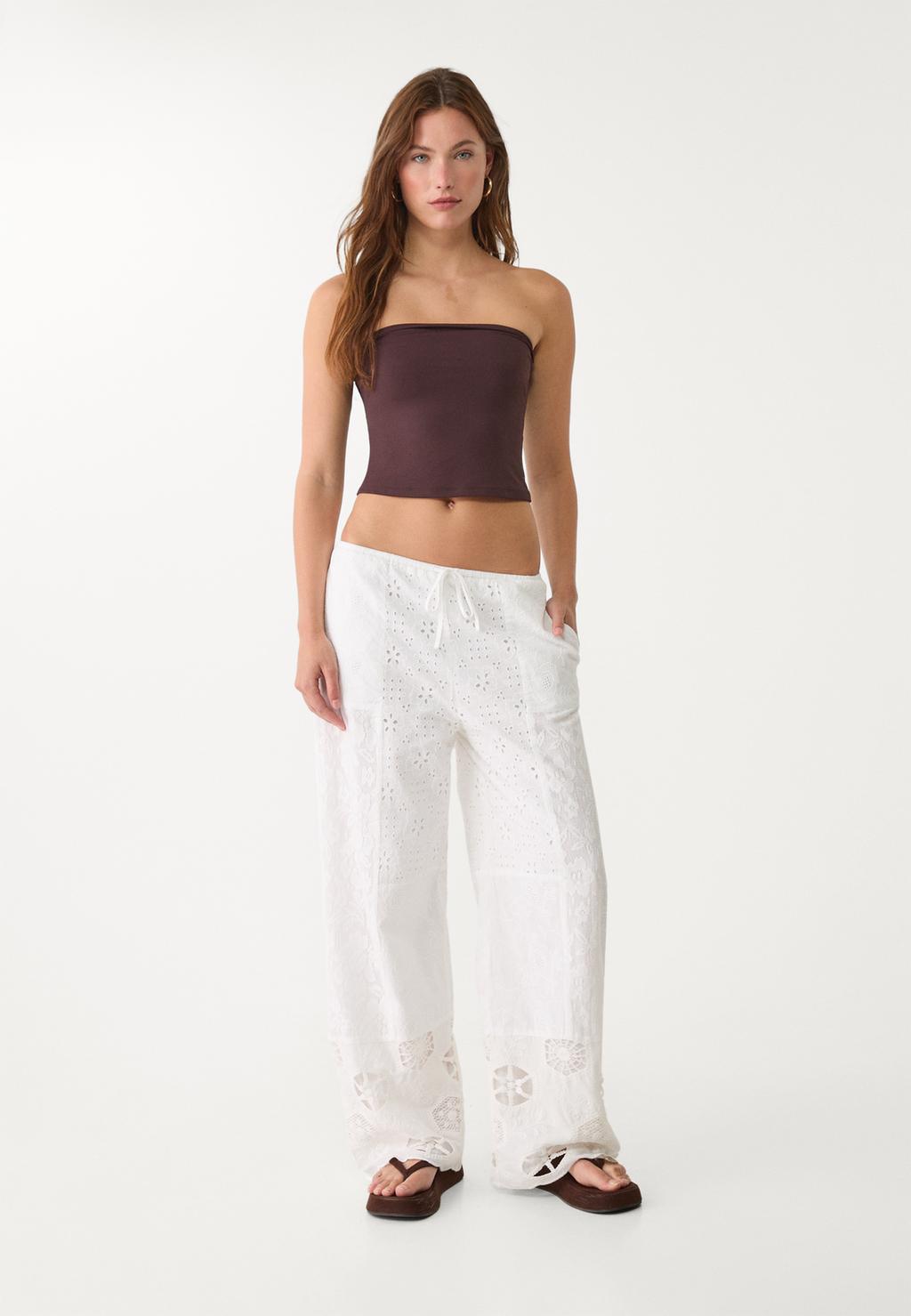 Pantalón bordado patchwork