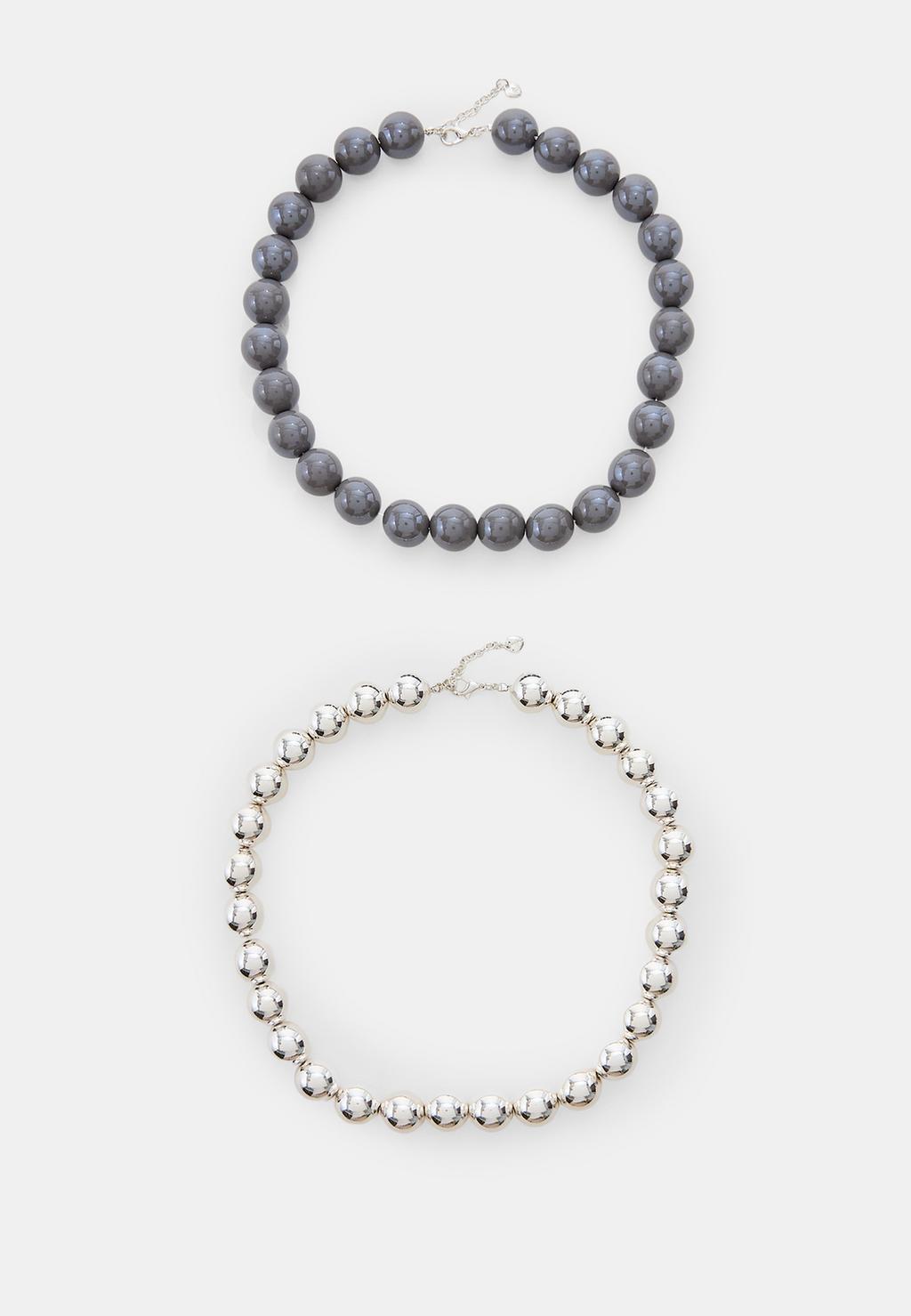 Set Med 2 Halsband Med Pärlor