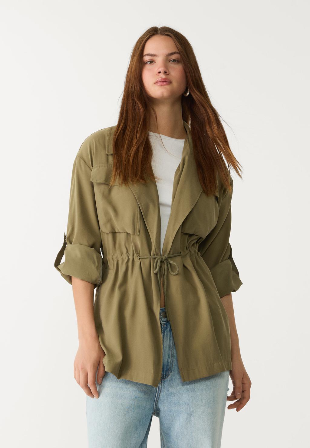 Short loose trench coat