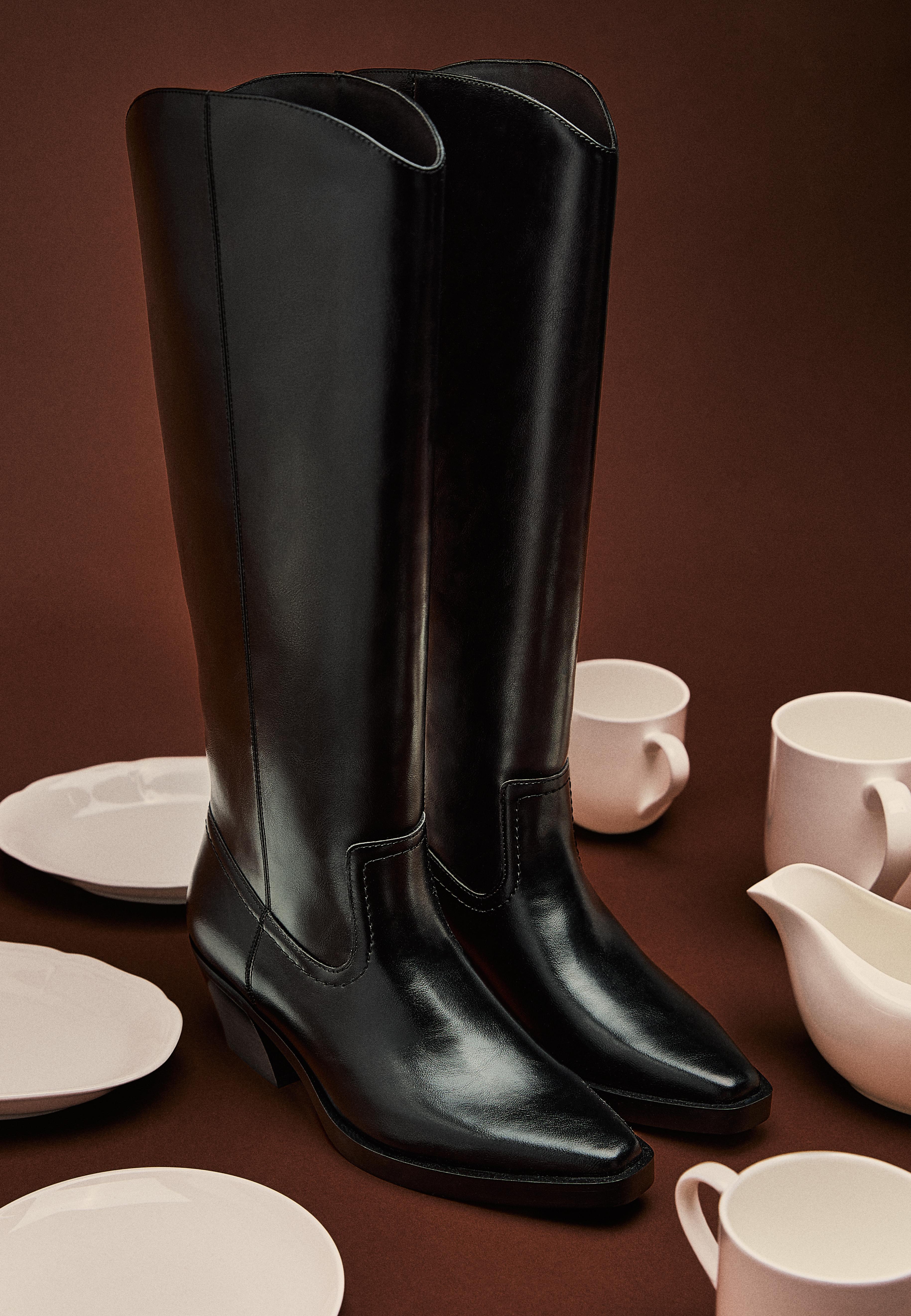 Black plain shaft cow boots — BLACK
